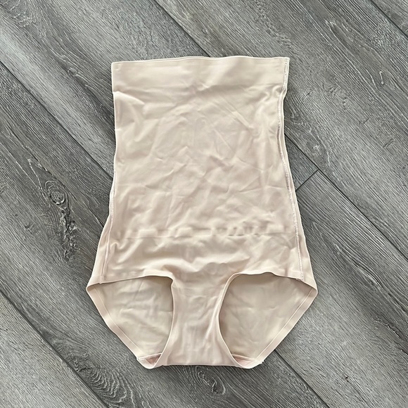 SKINNY girl shapewear size small - Picture 2 of 4